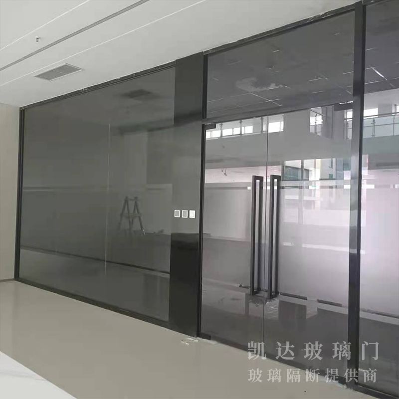 齊河新型材料交易中心，一樓大廳